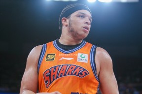 ayx-勒沃库森发布备战花絮，今晨复出首秀，CBA常规赛任务艰巨，更衣室氛围转暖的简单介绍-ayx