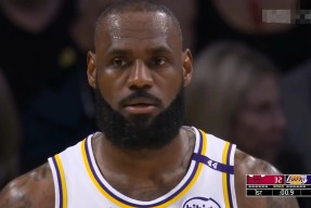 ayx-詹姆斯在TES比赛中败北，出色防守引发热议！再创辉煌时刻-ayx