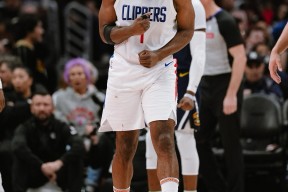 aiyouxi-集结日尼斯远射贴柱——NBA总决赛节点到来，目标明确，轮换策略成焦点-aiyouxi